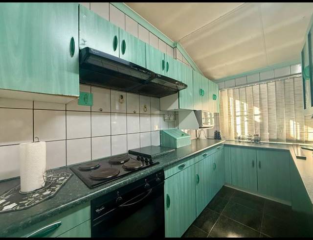 3 BEDROOM HOUSE FOR SALE IN VANDERBIJLPARK CW 3